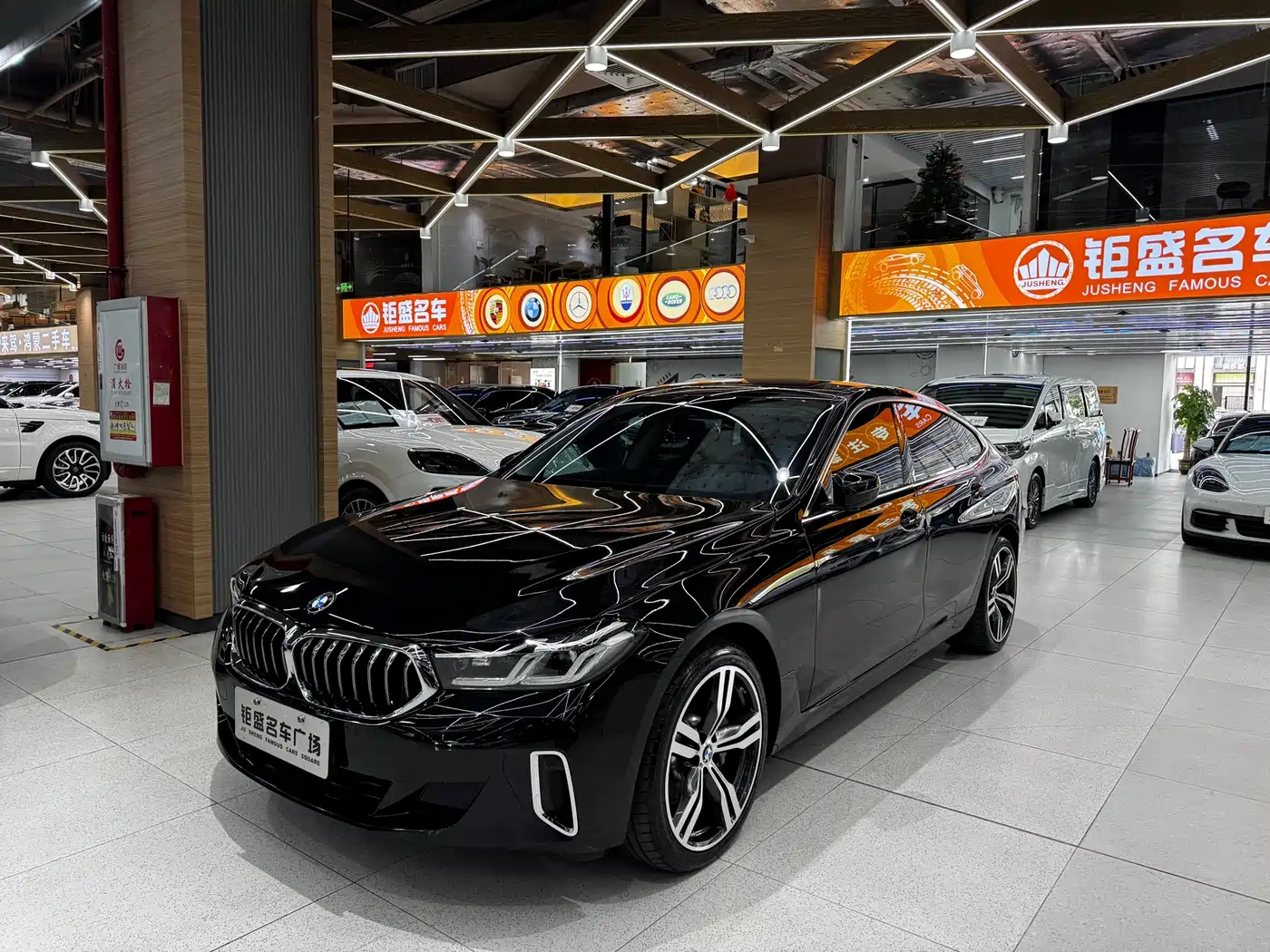 BMW 6 Series GT 2022 Model 630i Luxury Design Package