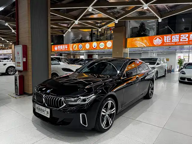 BMW 6 Series GT 2022 Model 630i Luxury Design Package