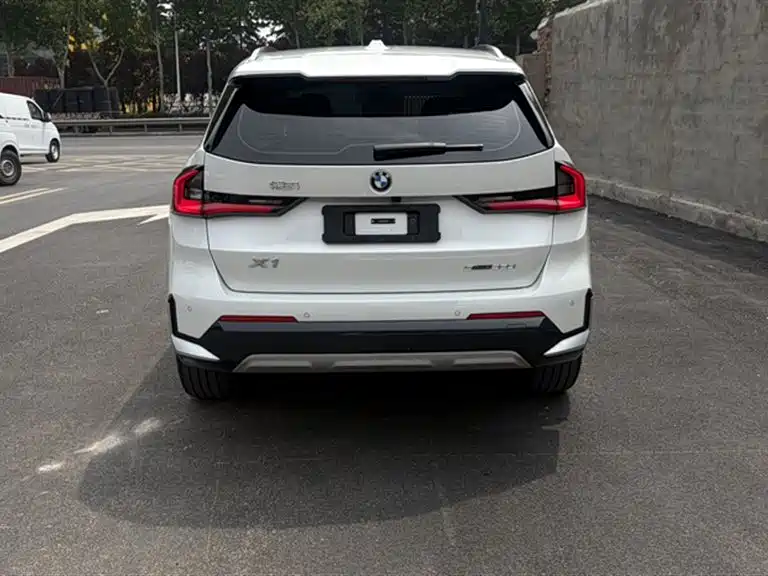 BMW X1 2023 sDrive25Li X Design Package фото 8