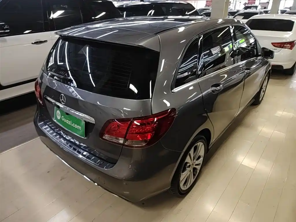 Mercedes-Benz B-Class 2017 B 200 Dynamic фото 5