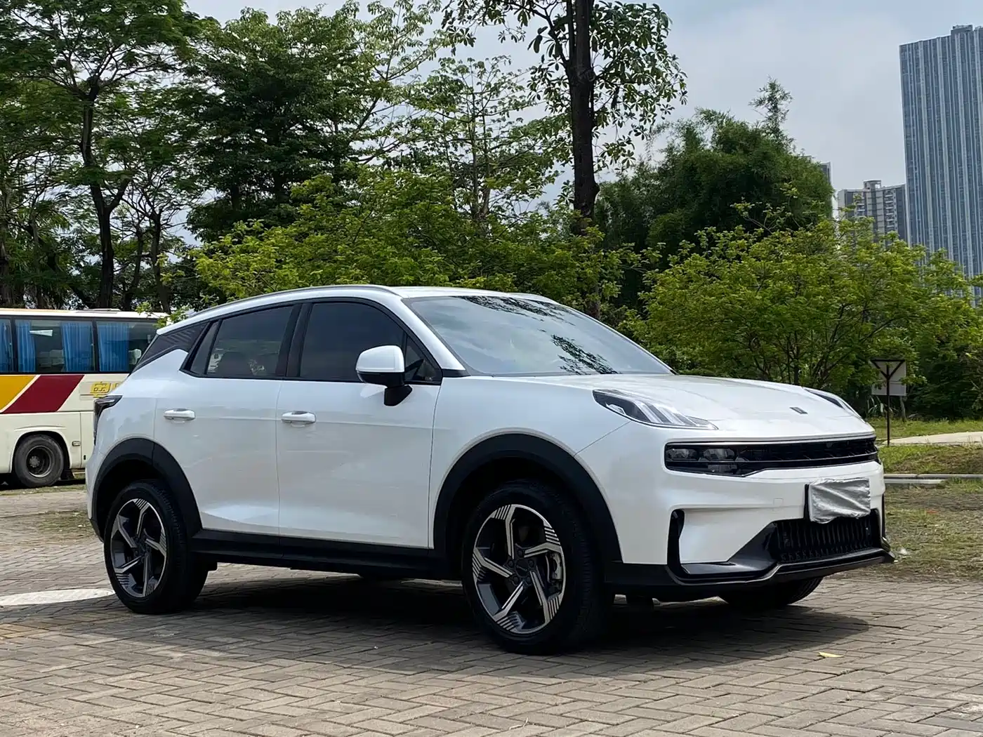 Lynk & Co 06 2023 Remix 1.5T Power Halo фото 3