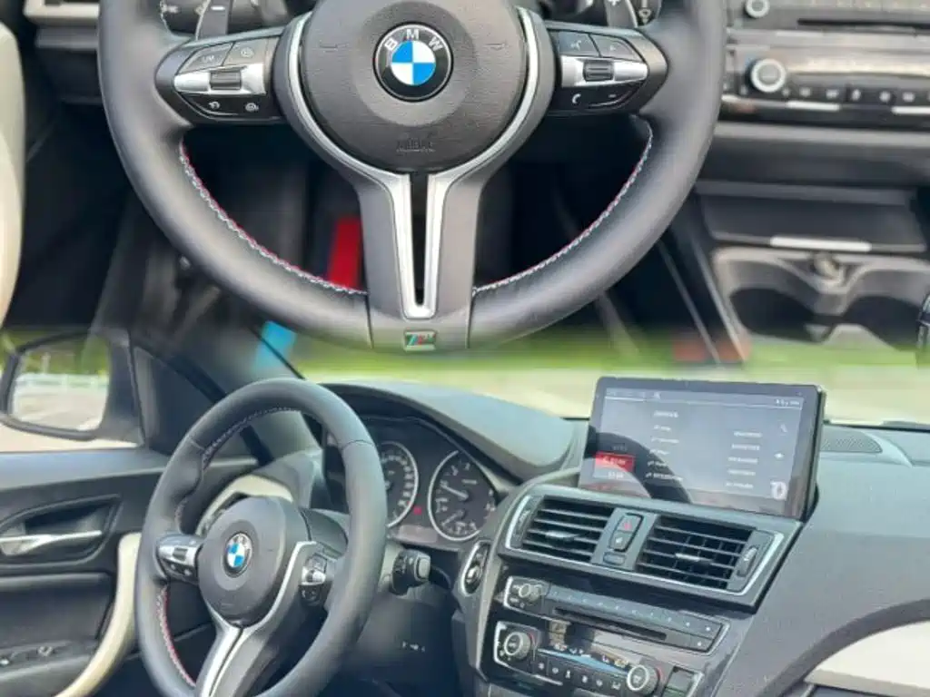 BMW 2 Series (Import) 2016 2015 220i Convertible Coupe Leading