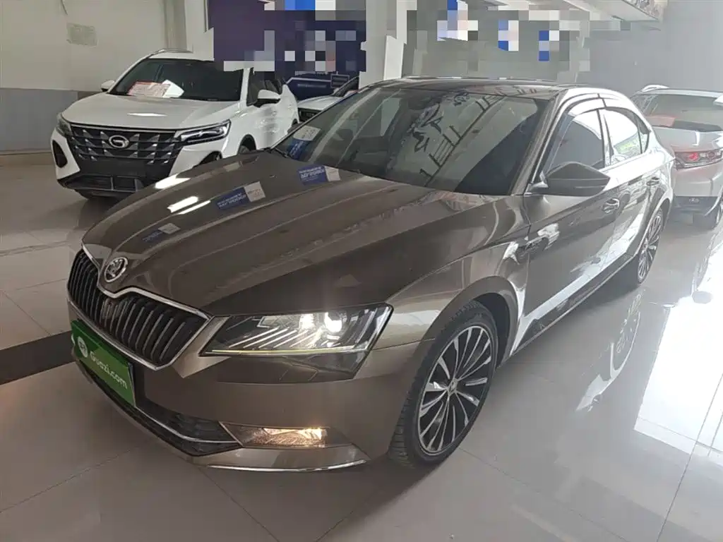 Škoda Superb 2016 TSI330 DSG Smart Edition