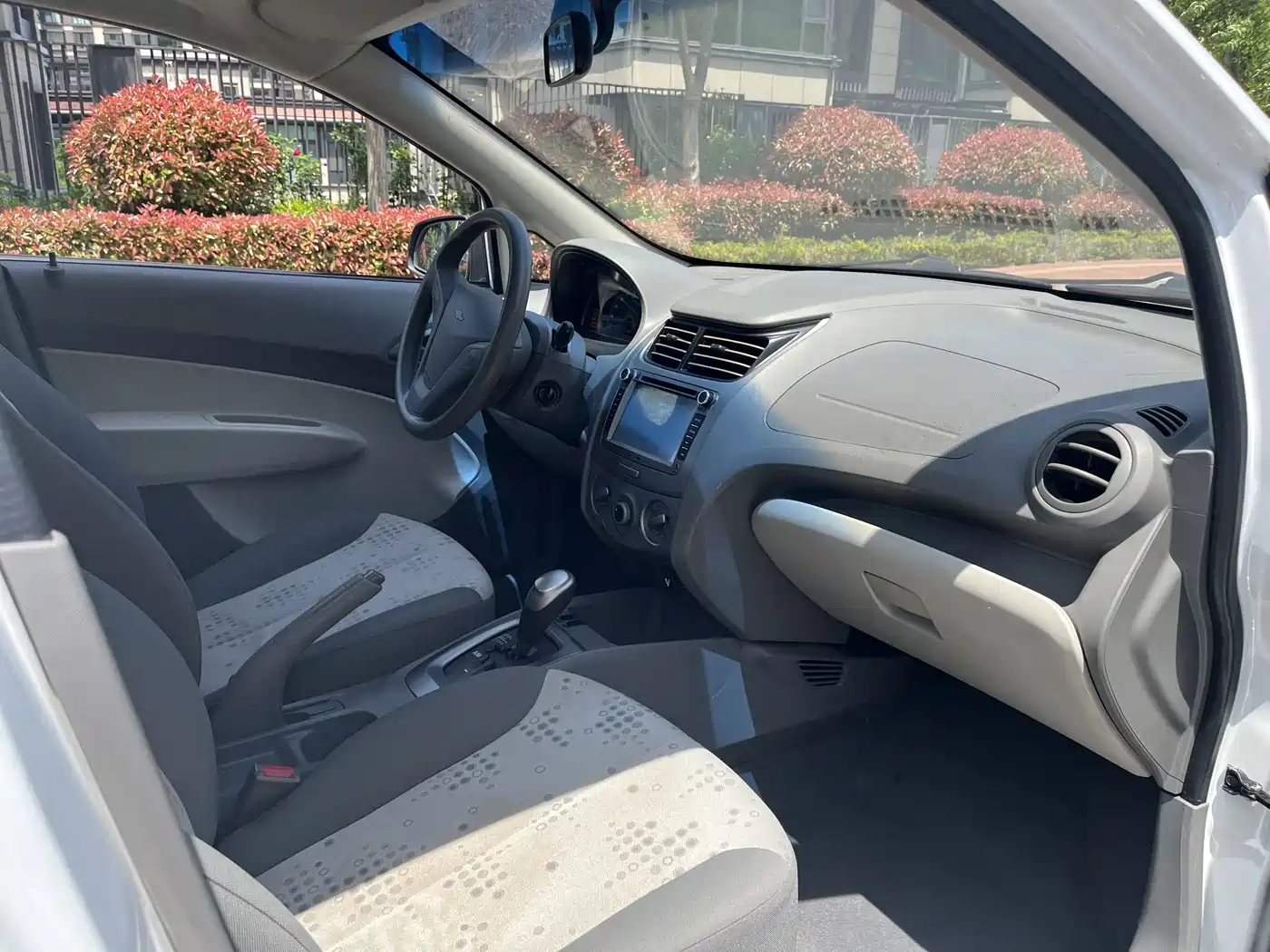 Chevrolet Sail 2013 Sedan 1.2L AMT Ideal Edition фото 21