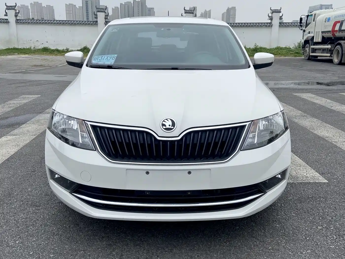 Škoda Skoda Rapid Spaceback 2019 Facelift 1.5L Automatic Comfort Version China VI фото 2