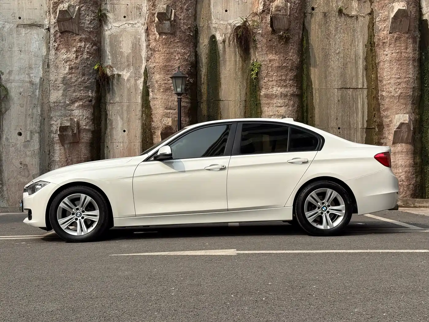 BMW 3 Series 2015 320i Fashion фото 4