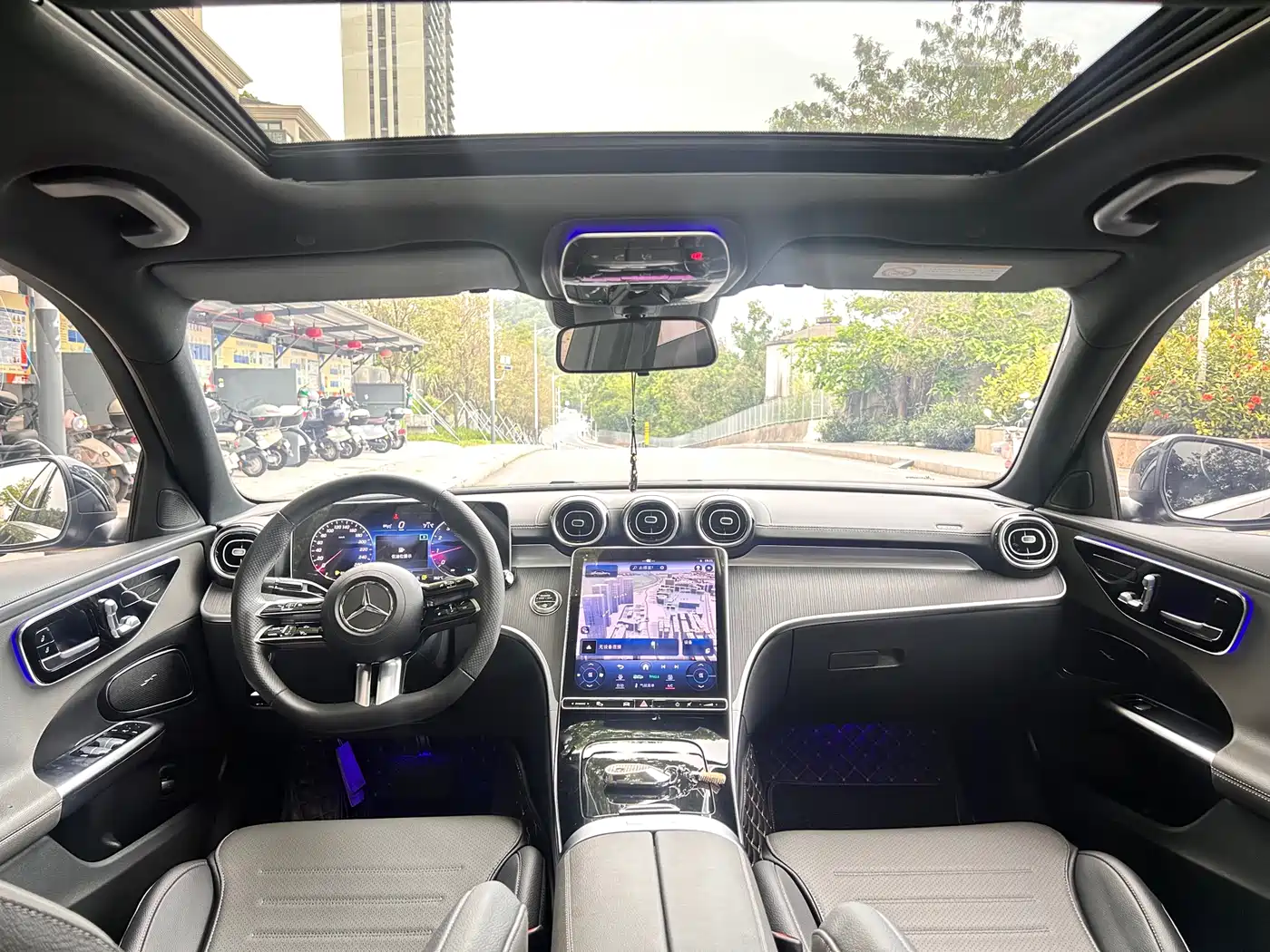Mercedes-Benz C-Class 2023 C 200 L Sport фото 13