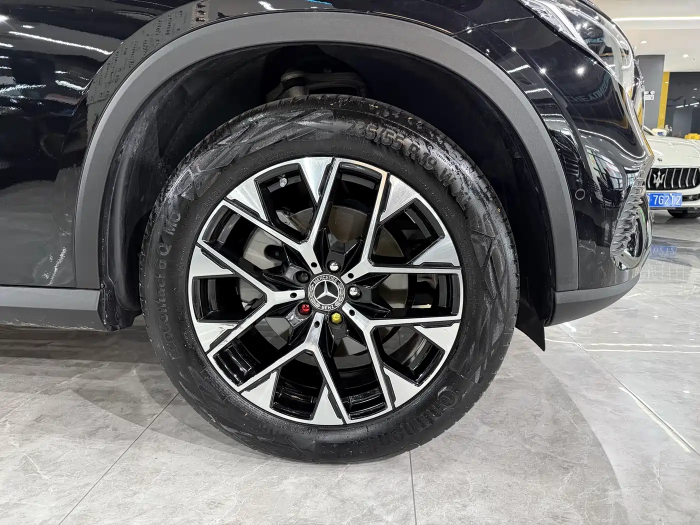 MERCEDES-BENZ GLC