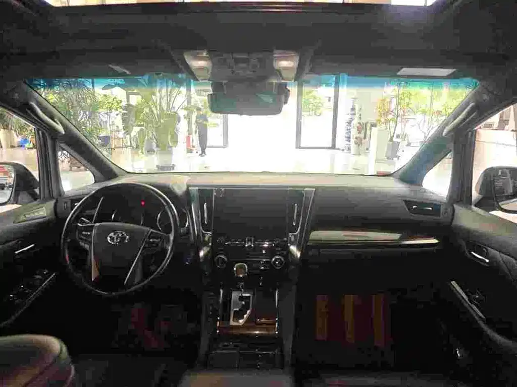 Toyota Vellfire 2020 Twin Engine 2.5L HV Premium Edition фото 10