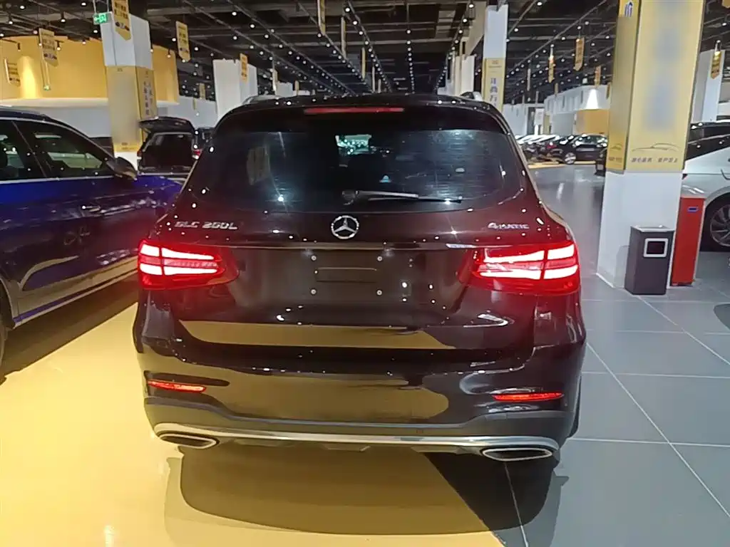 Mercedes-Benz GLC 2019 Facelift GLC 260 L 4MATIC Luxury фото 6