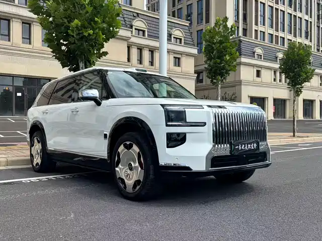 ZEEKR 9X 2026