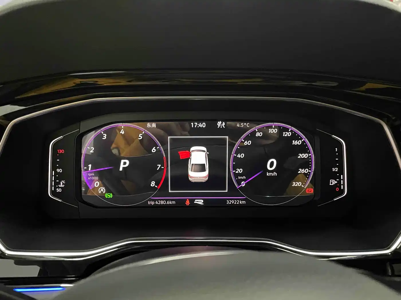 Volkswagen Sagitar 2022 280TSI DSG Surpassing Edition фото 18