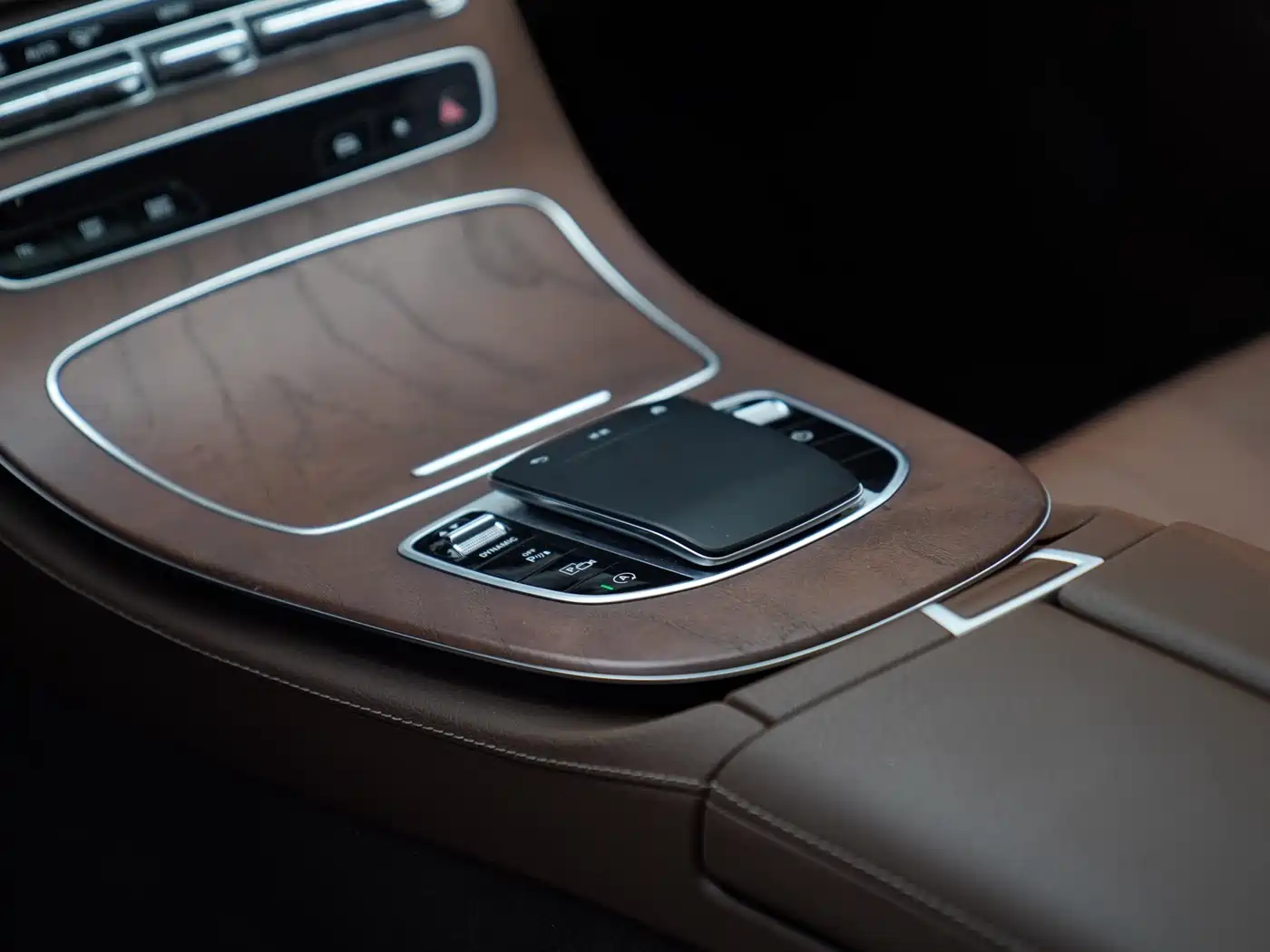 Mercedes-Benz E-Class 2023 E 300 L Fashion фото 8
