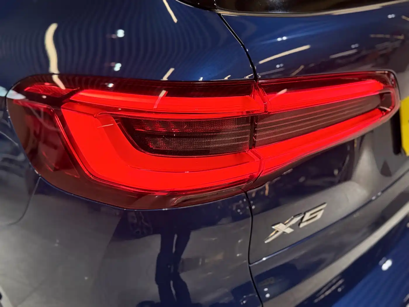 BMW X5 (Import) 2019 xDrive40i Exclusive M Sport Package фото 8