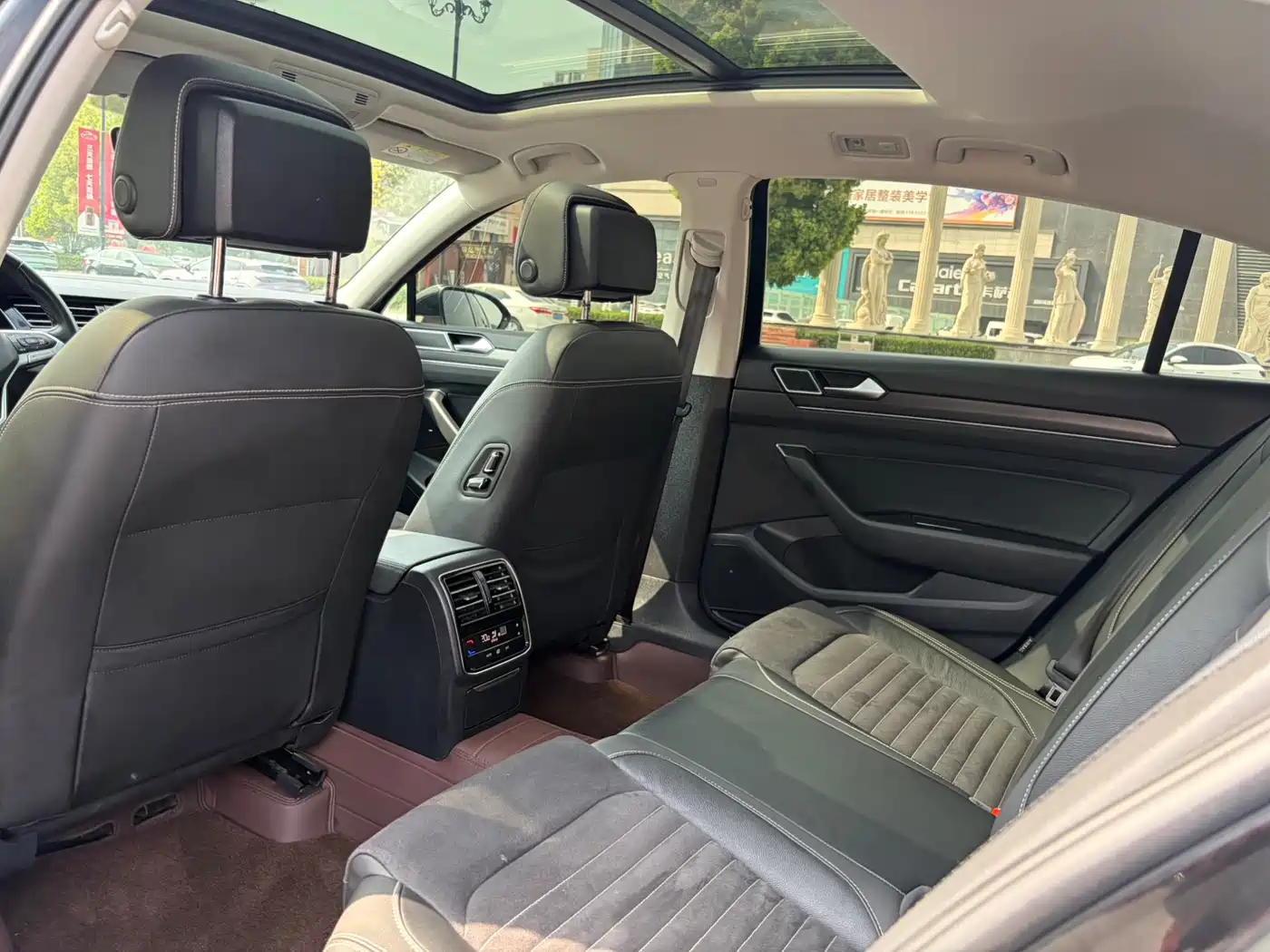 Volkswagen Magotan 2021 330TSI DSG 30th Anniversary Edition фото 15