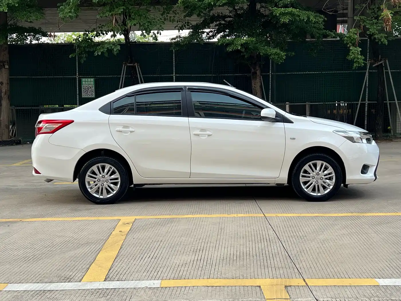 Toyota Vios 2014 1.5L Automatic Wisdom Edition фото 2