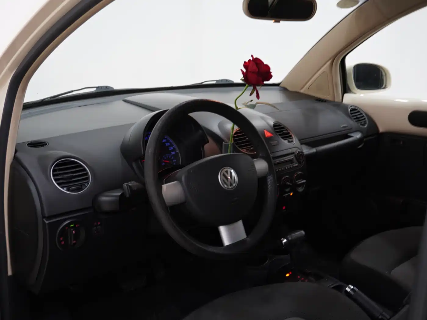 Volkswagen Beetle 2009 2008 2.0 AT Top Configuration