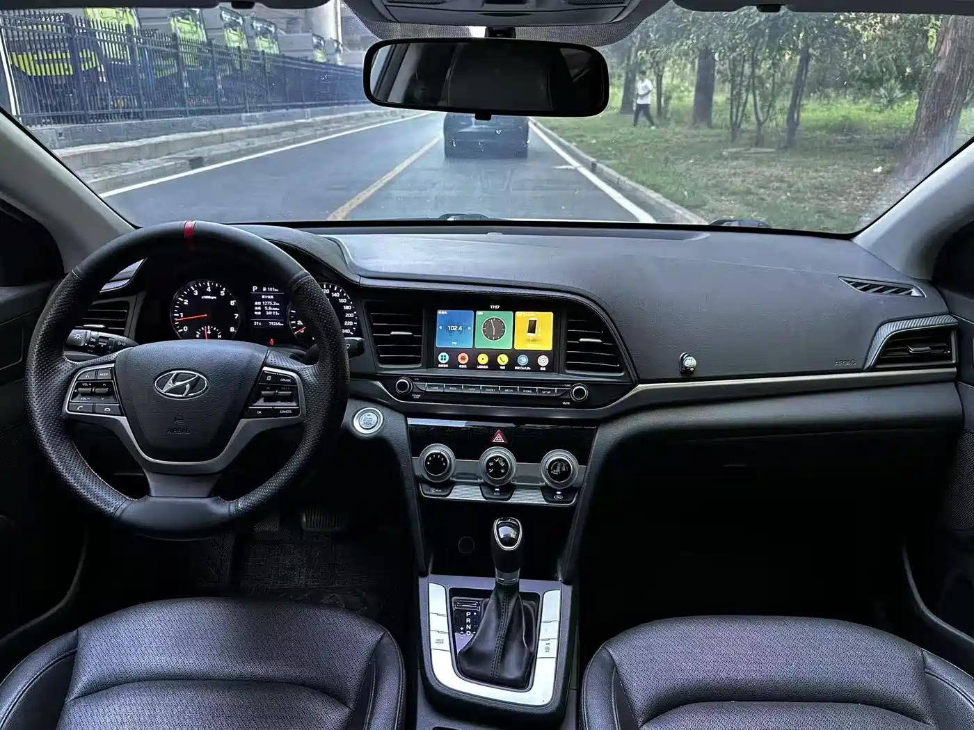 Hyundai Elantra 2020 1.5L CVT Smart Style·Elite фото 8