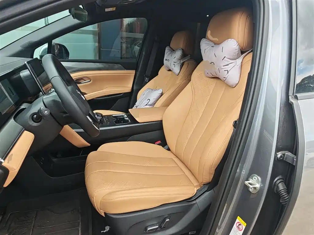 BYD Song L DM-i 2024 112km Leading Edition фото 15