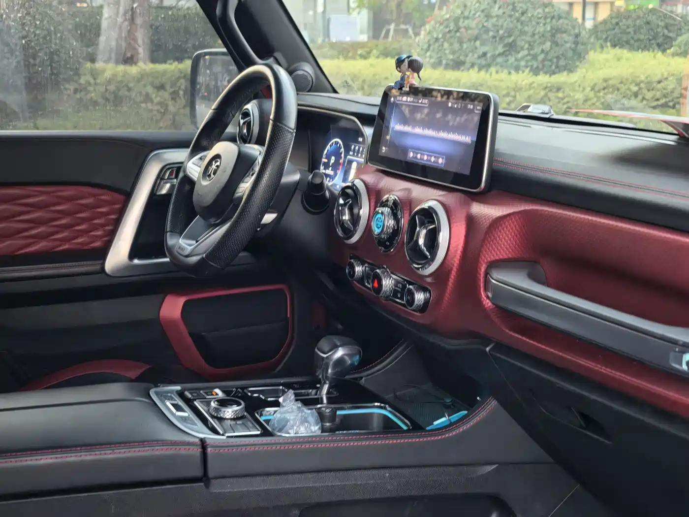BAIC ORV Beijing Offroad BJ40 2019 PLUS 2.3T Automatic 4WD Luxury Edition China VI фото 11