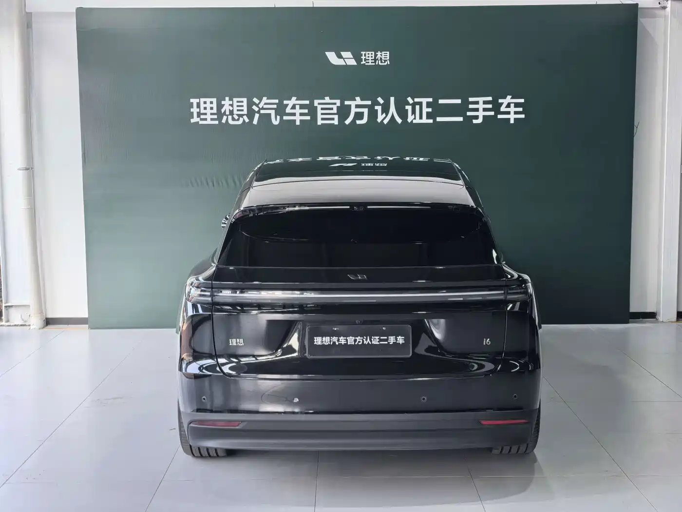 Li Auto i6 2025 2025 4WD Base Model