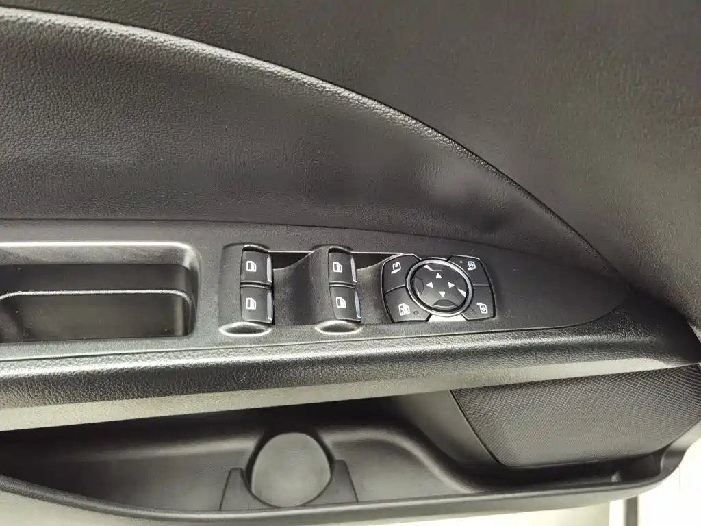 Ford Mondeo, миниатюра 9