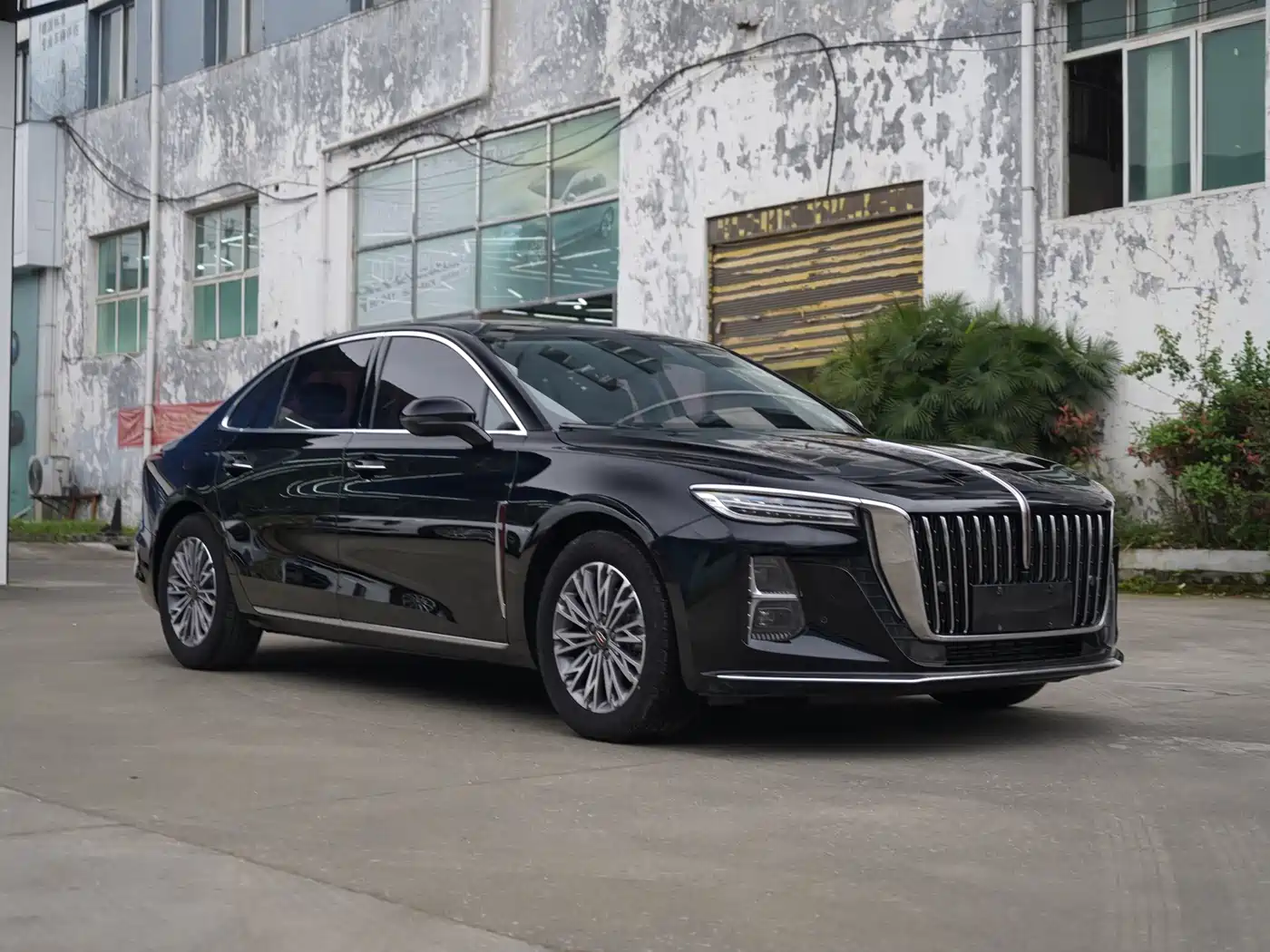 Hongqi H5 2024 1.5T DCT Smart Connect Flag Rhythm Edition фото 3