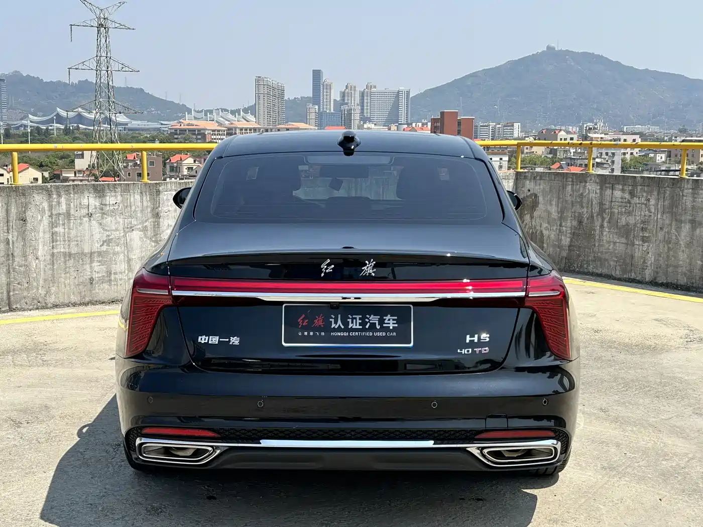 Hongqi H5 2024 2.0T Automatic Smart Connect Flag Smooth Edition фото 9