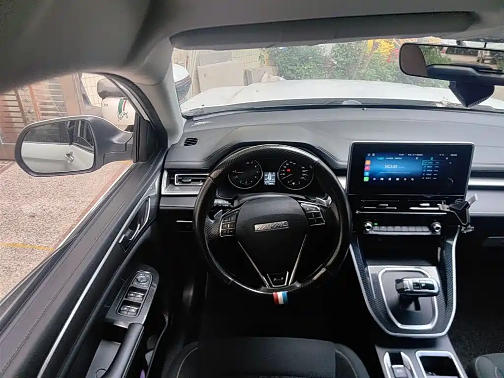 Haval M6 2021 PLUS 1.5T DCT Elite Smart Connect фото 10