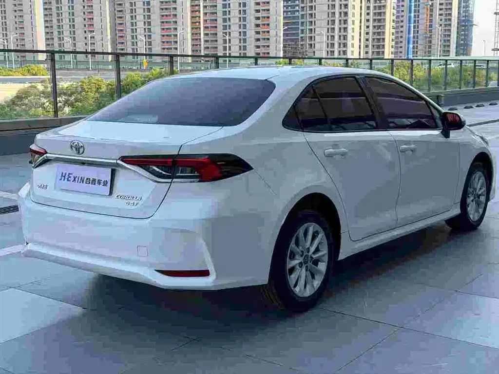 Toyota Corolla 2021 1.2T S-CVT Elite PLUS Edition фото 10