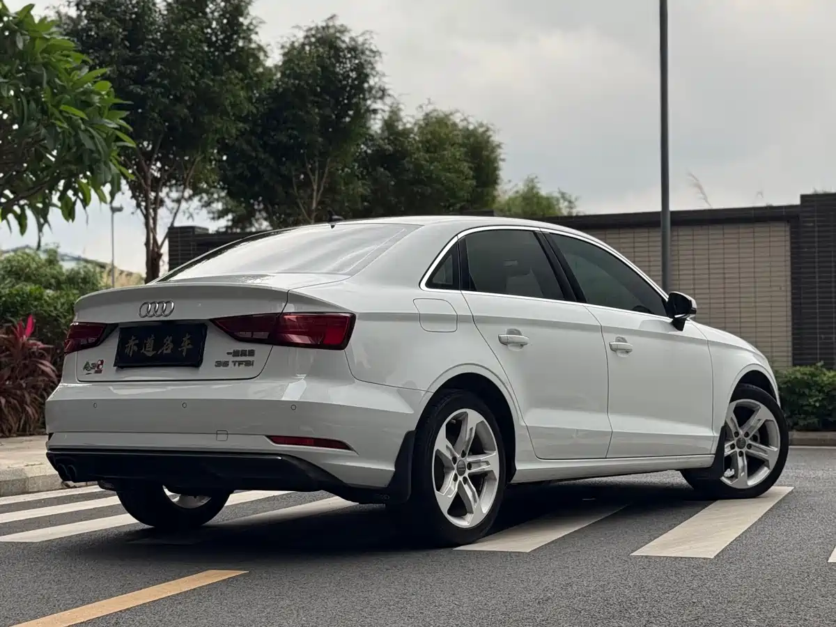 Audi A3 2019 Limousine 35 TFSI Progressive China VI фото 7