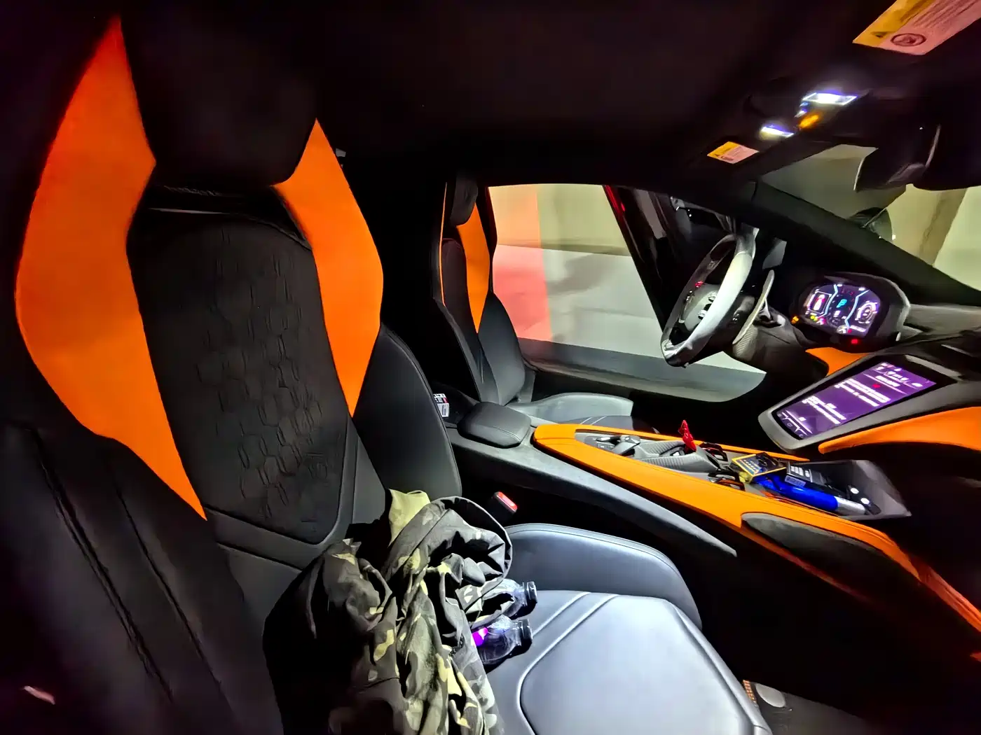 Lamborghini Revuelto 2023 6.5L PHEV Standard фото 3
