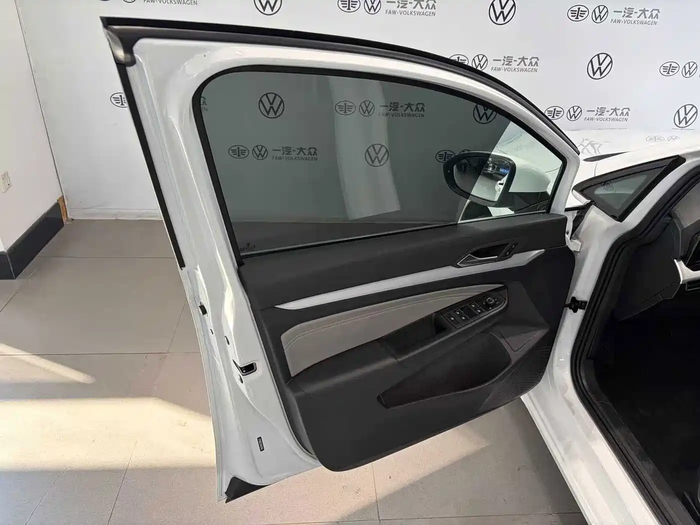 Volkswagen Golf 2024 2023 280TSI DSG Pro