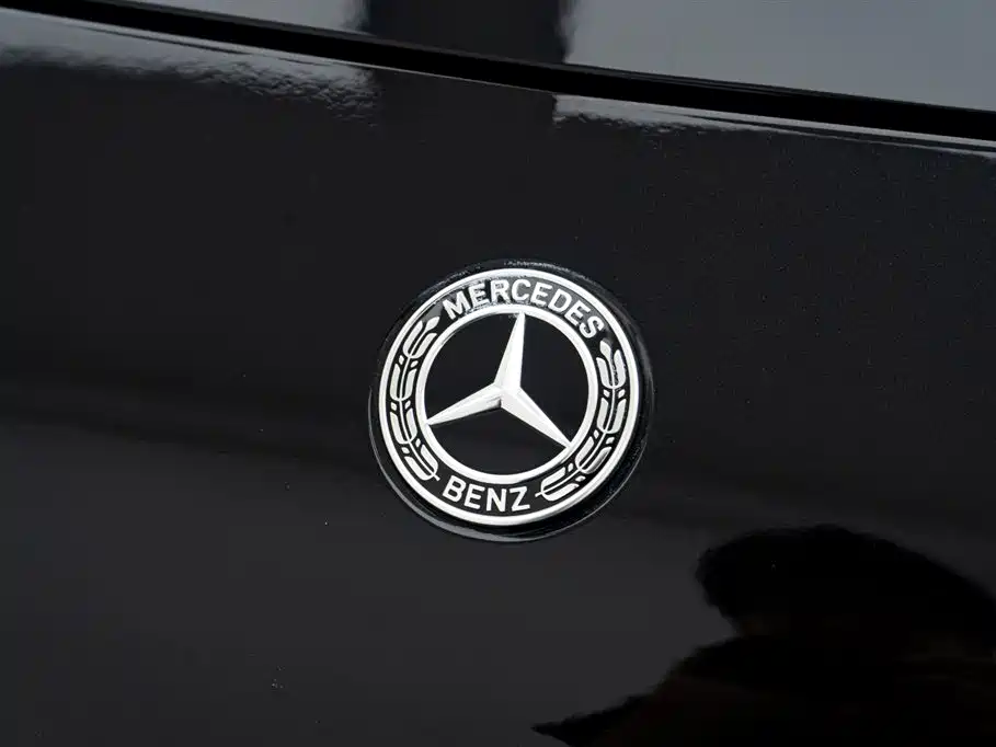 Mercedes-Benz C-Class 2024 Facelift III C 260 L Night Sport Edition фото 22