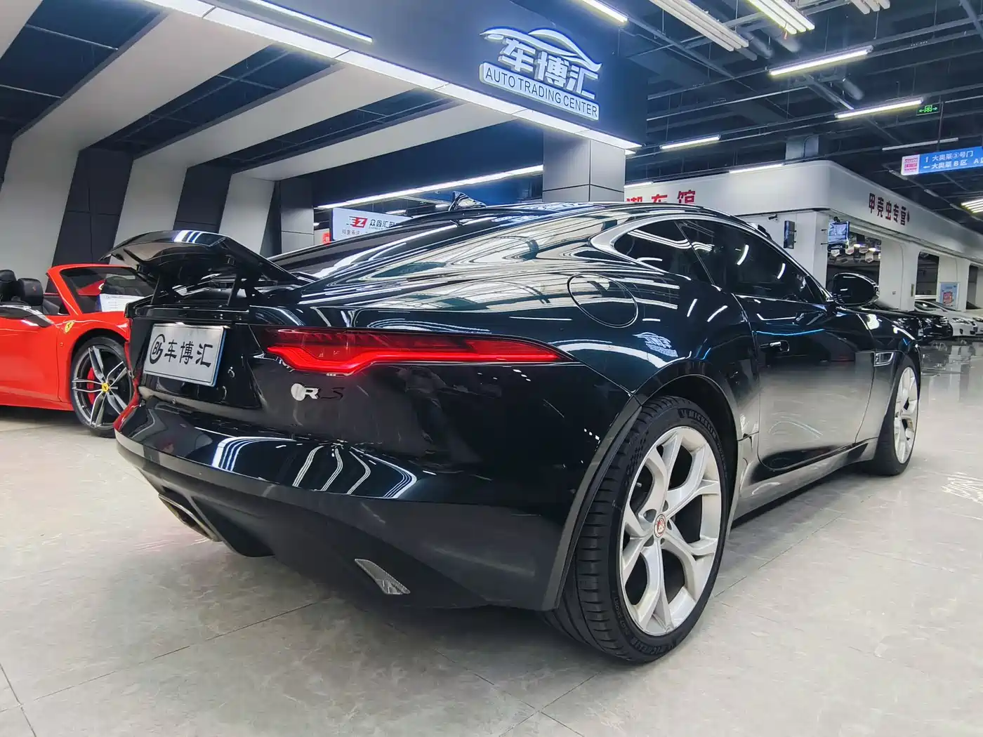 JAGUAR F TYPE