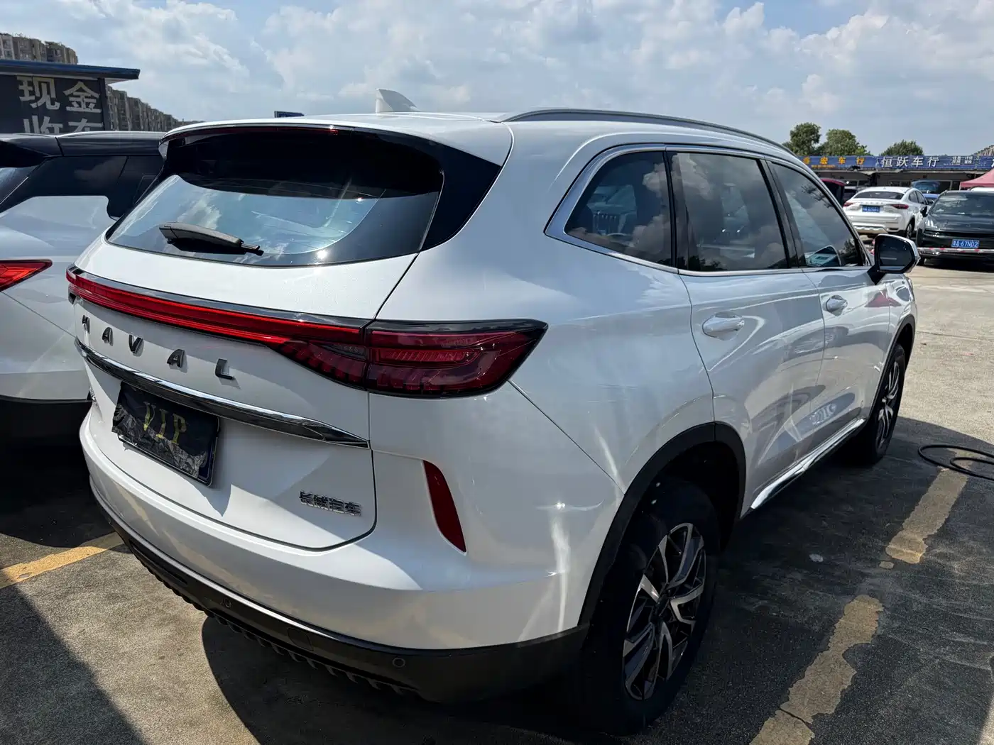 Photo 16 - Haval H6