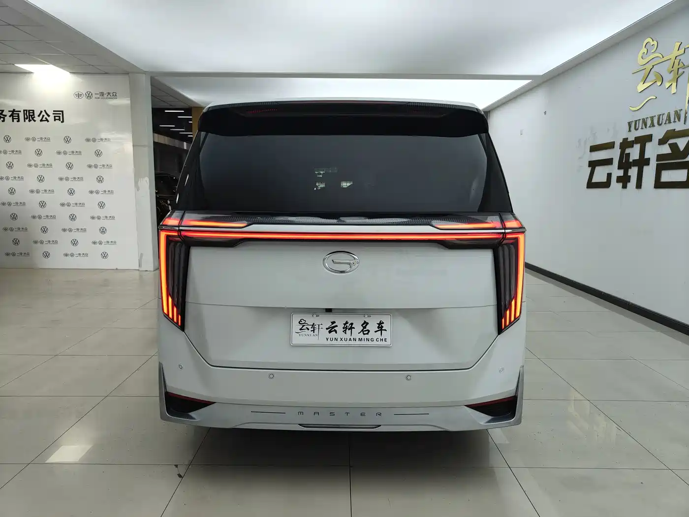 GAC Trumpchi Trumpchi M8 2024 Patriarch Series 400T Ultimate Edition фото 13