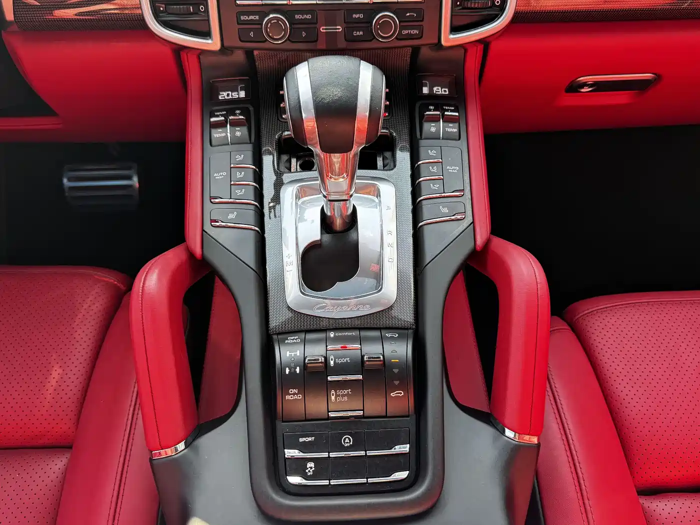 Porsche Cayenne 2016 Cayenne 3.0T фото 18