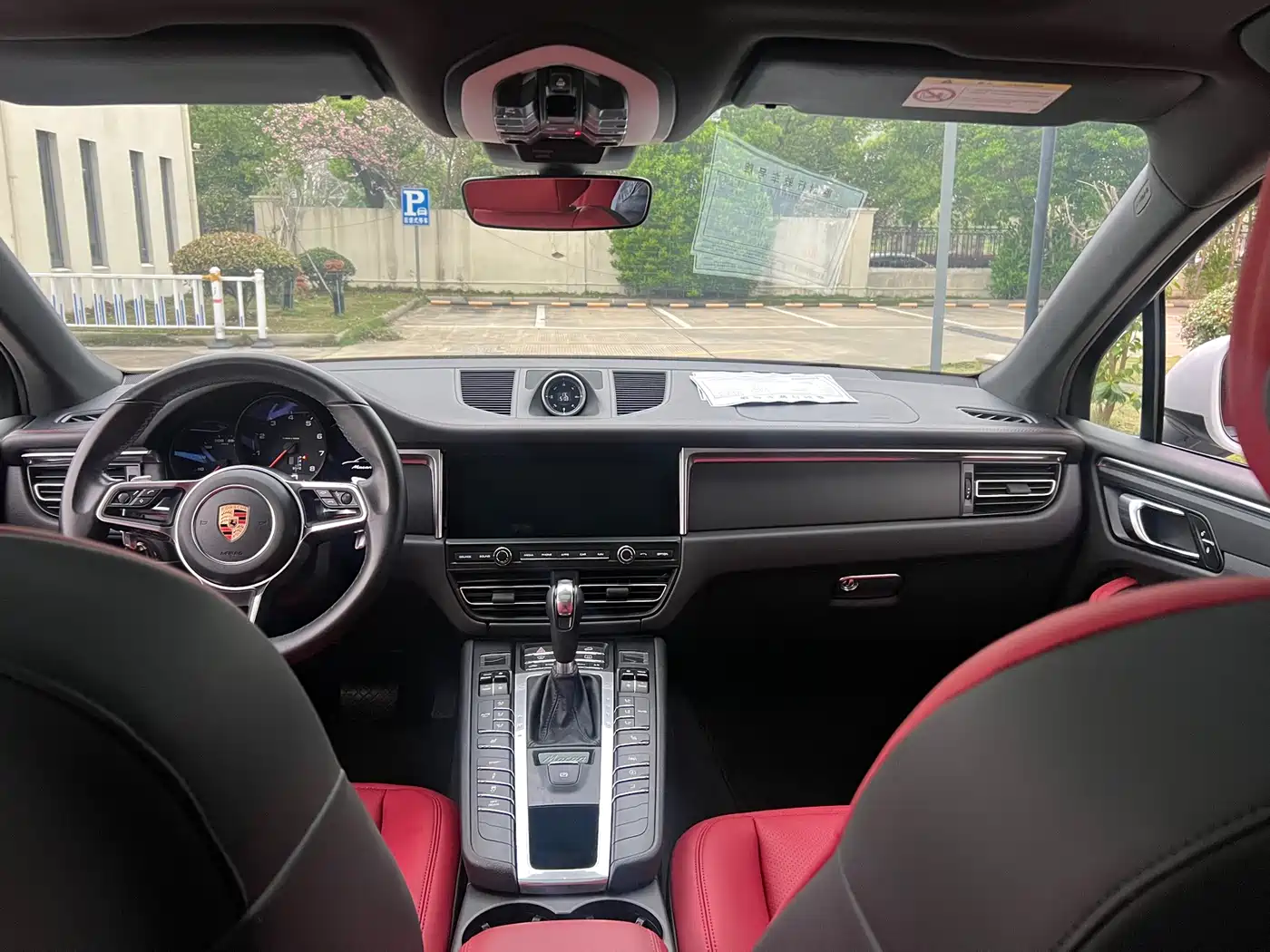 Porsche Macan 2018 Macan 2.0T фото 24