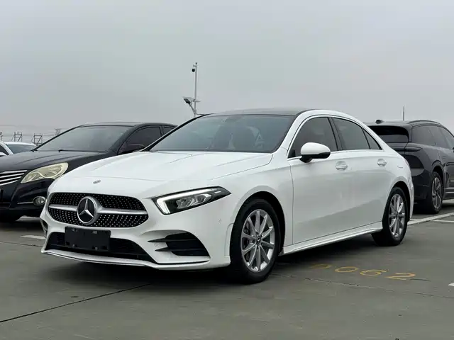 MERCEDES-BENZ A CLASS