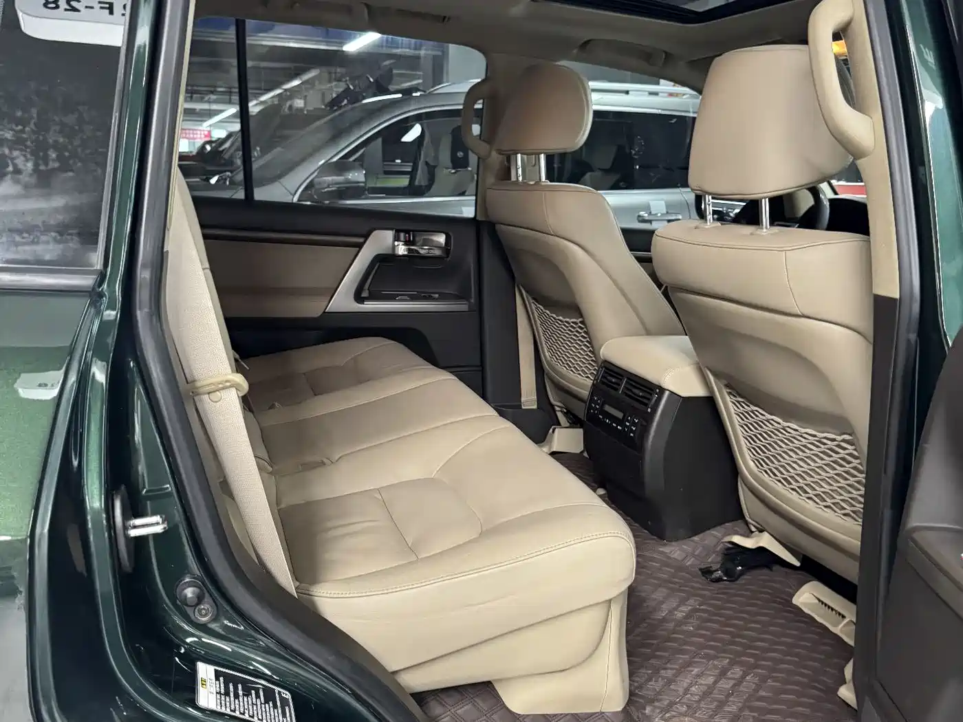 Toyota Land Cruiser 2010 Model 4.0L Automatic VX фото 17