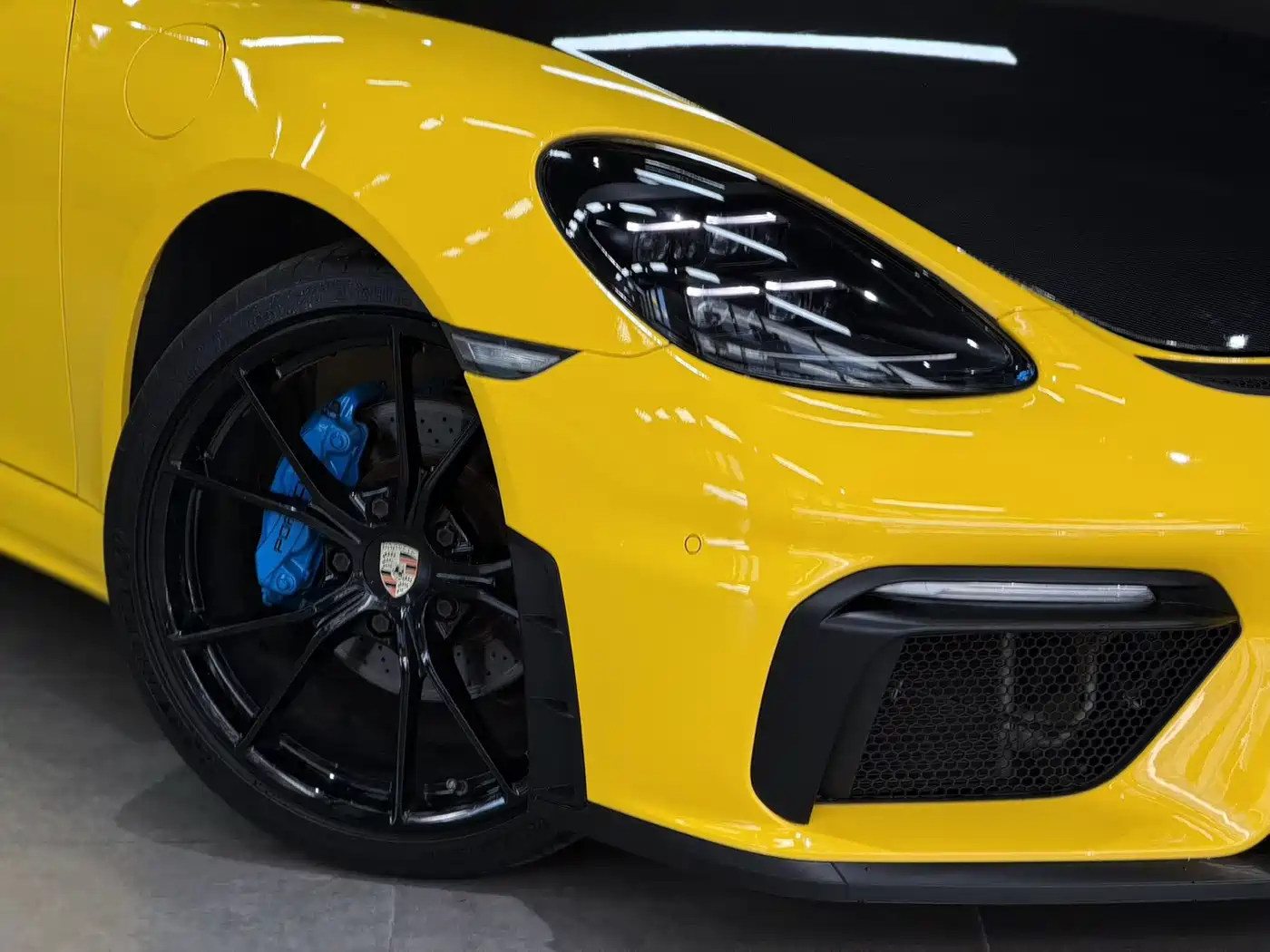 Porsche 718 2018 Cayman 2.0T фото 8