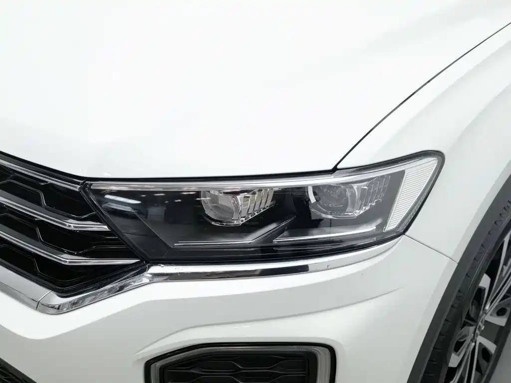 Volkswagen T-Roc, миниатюра 7