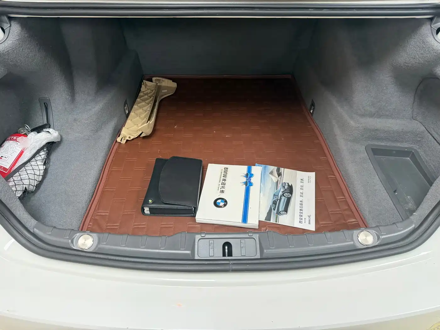 BMW 7 Series 2013 Model 740Li Leading фото 14