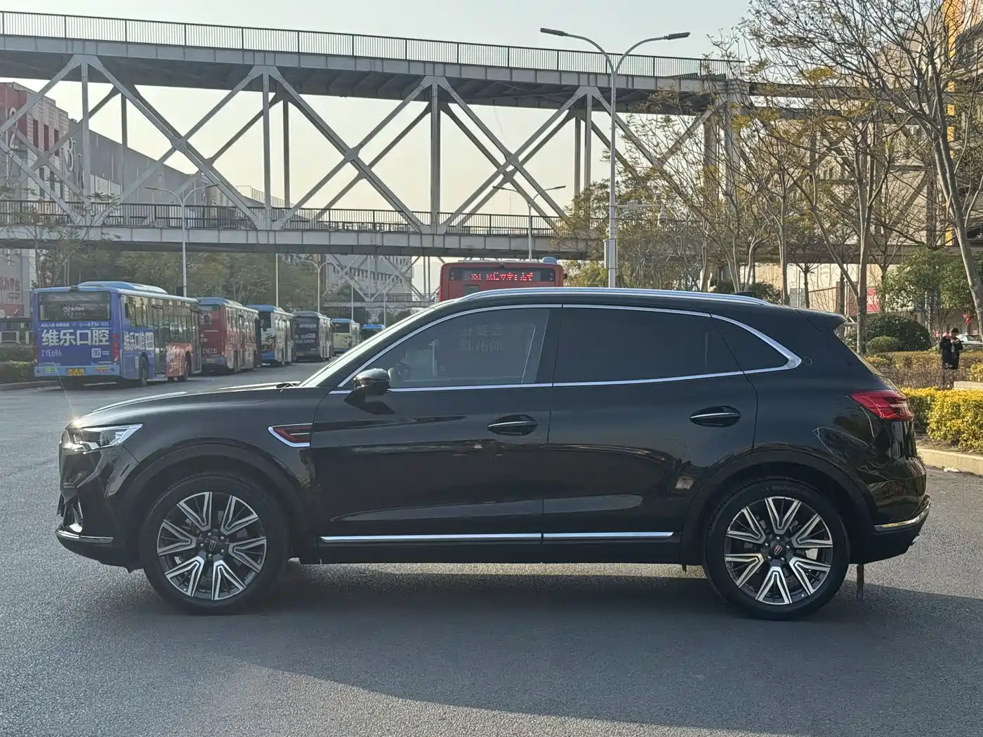 Hongqi HS5 2022 2.0T Smart Connect Flagship AWD Edition фото 2