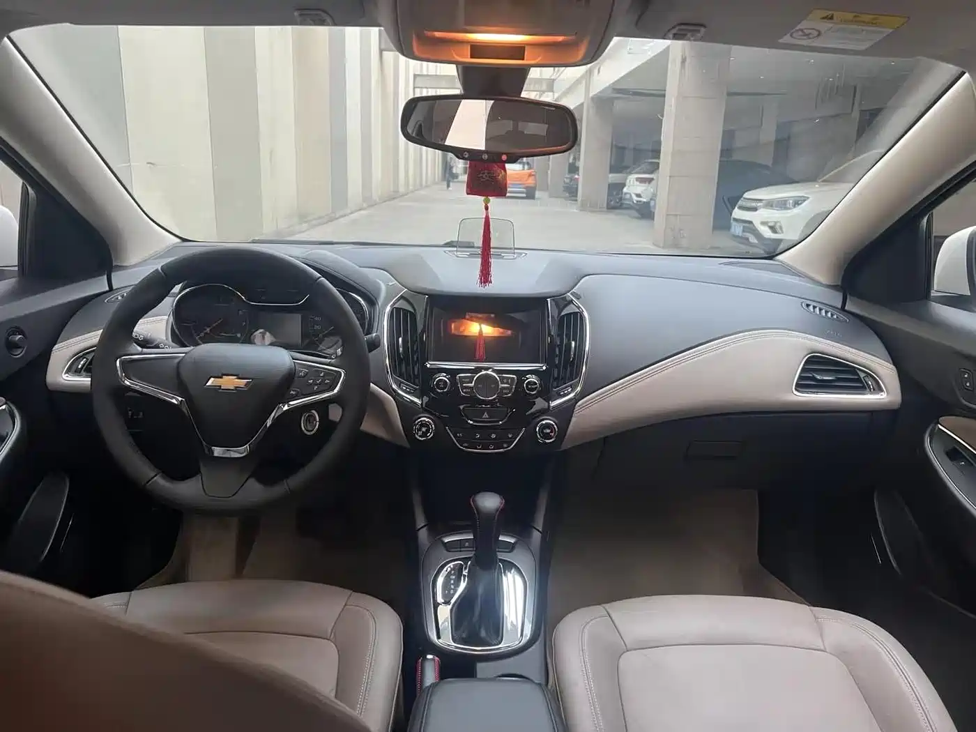 Chevrolet Cruze 2015 1.4T DCG Flagship фото 6