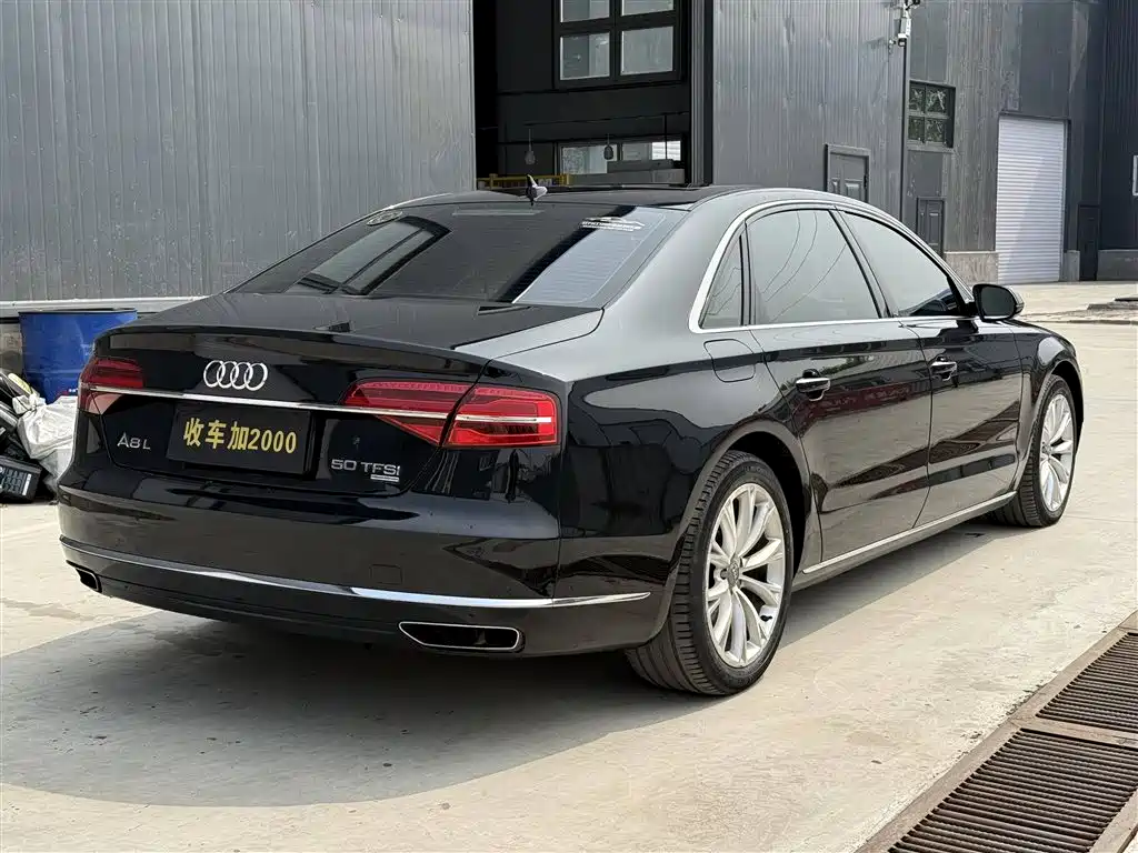 Audi A8 2014 A8L 45 TFSI quattro Exclusive фото 8