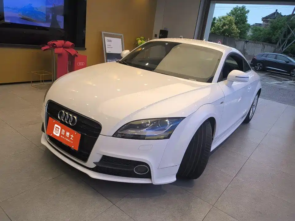 Audi TT 2014 2014 TT Coupe 45 TFSI Premium Edition