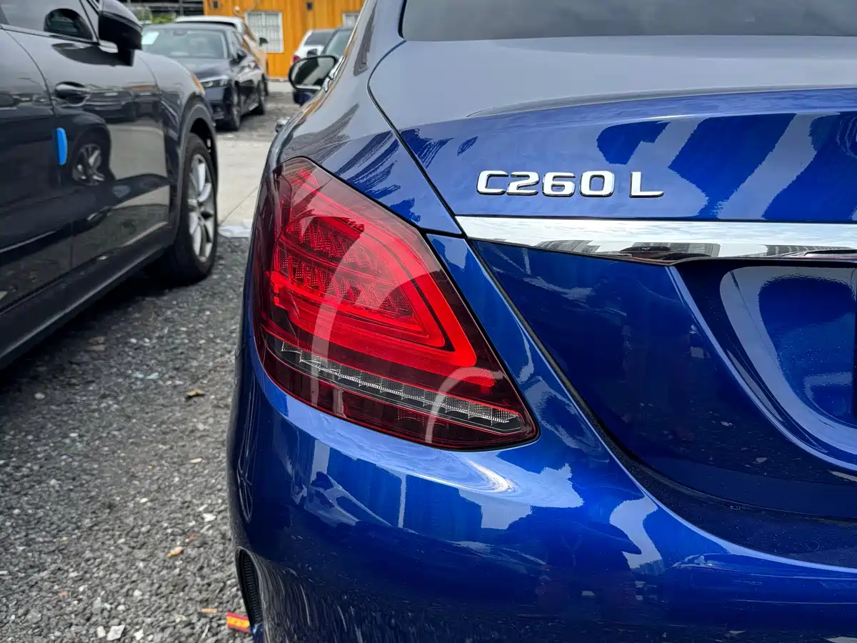 Mercedes-Benz C-Class 2018 C 180 L Fashion Sport Edition фото 8