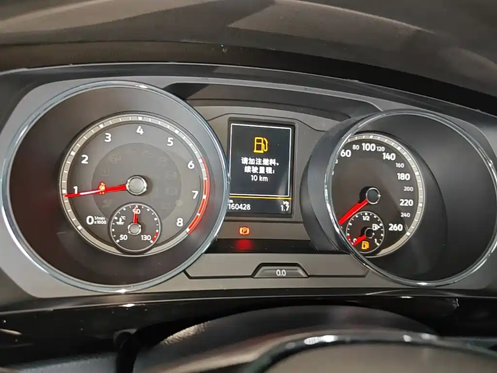Volkswagen Tiguan L 2018 Facelift 330TSI Automatic 2WD Luxury Edition фото 12